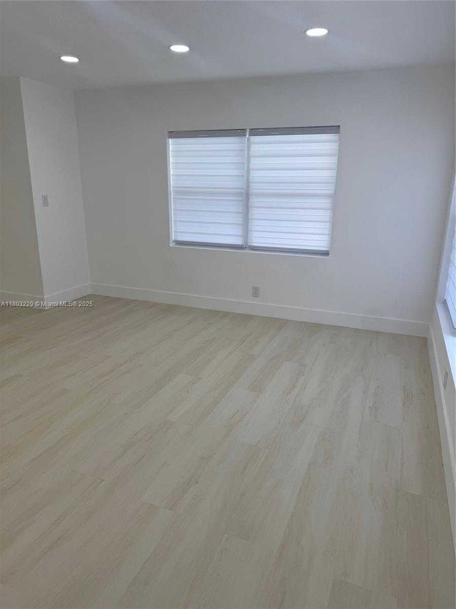 Small Image of 770 NORTH WEST 38TH ST, Oakland Park Number 20