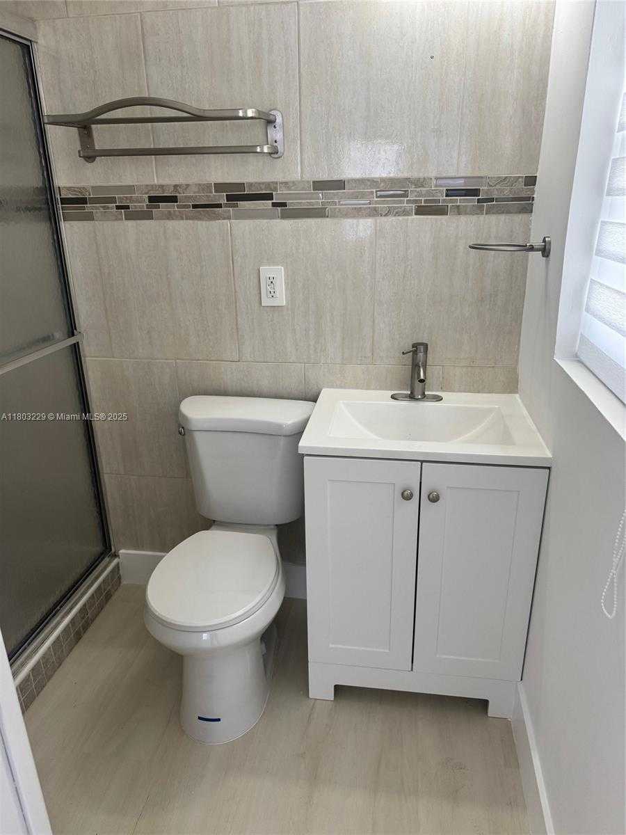 Small Image of 770 NORTH WEST 38TH ST, Oakland Park Number 29
