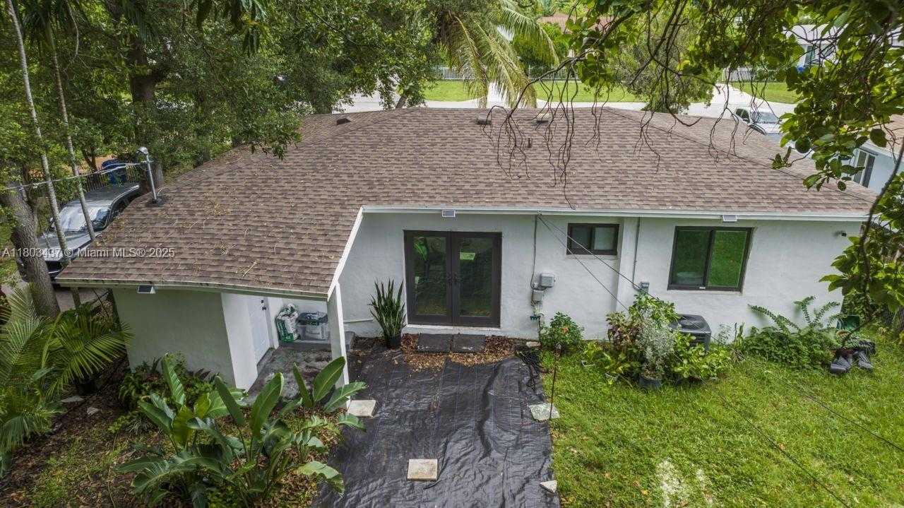Small Image of 1330 NORTH EAST 155TH ST, North Miami Beach Number 23