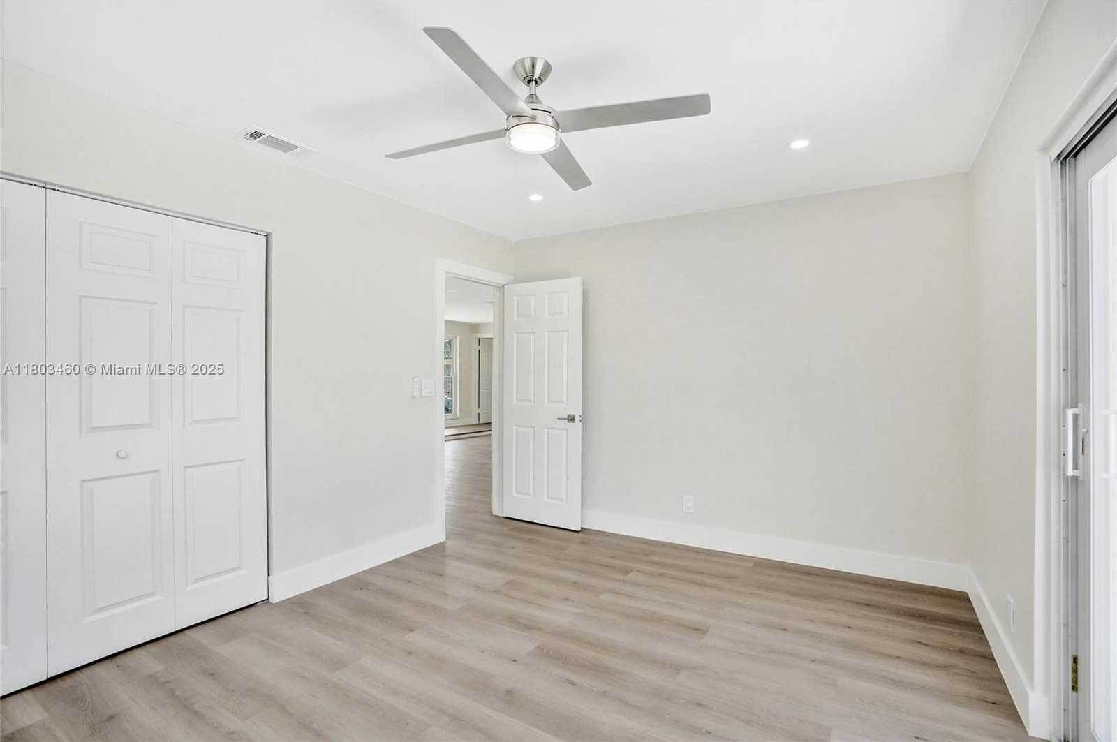 Small Image of 2021 NORTH 53RD AVE, Hollywood Number 18