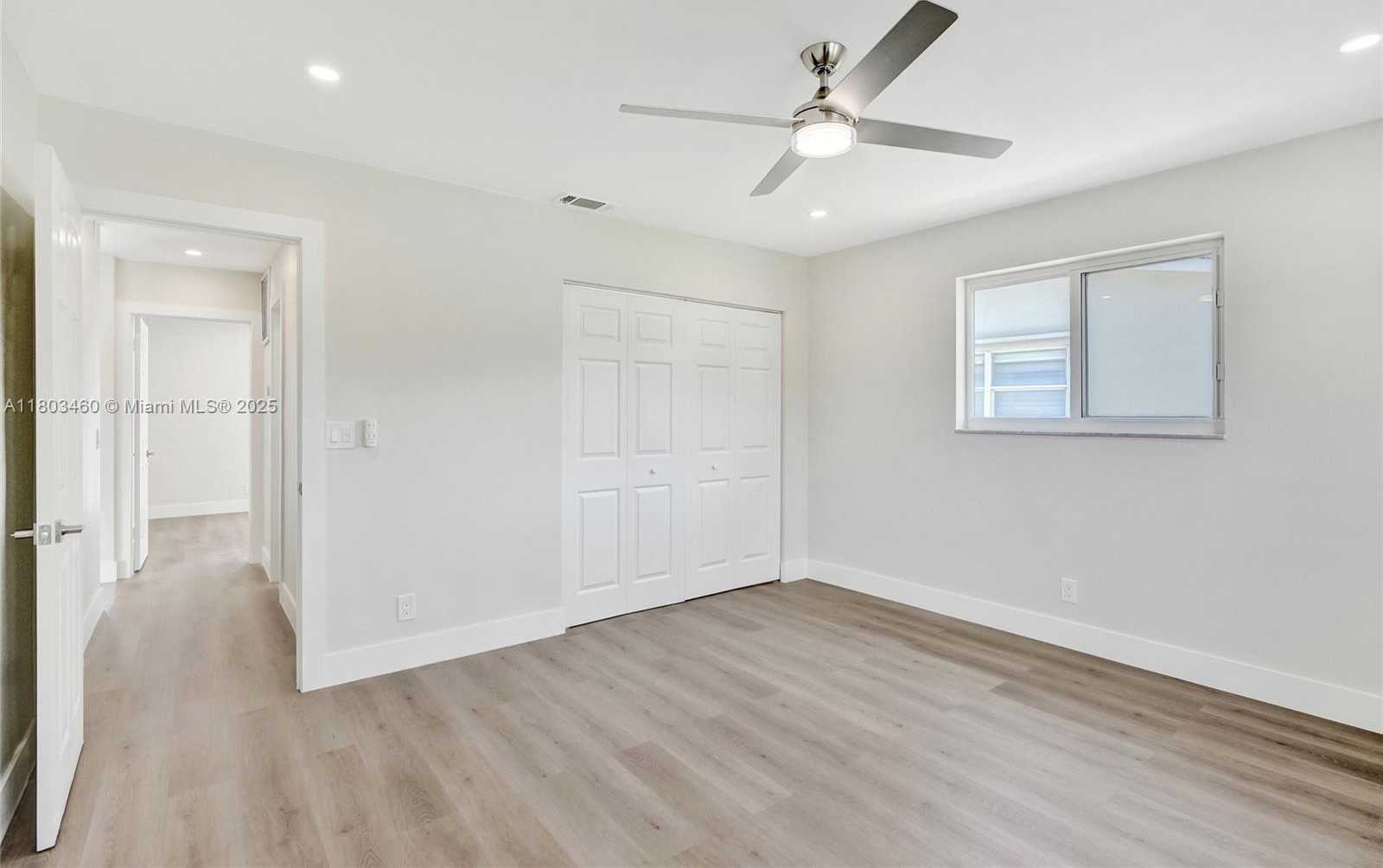 Small Image of 2021 NORTH 53RD AVE, Hollywood Number 24
