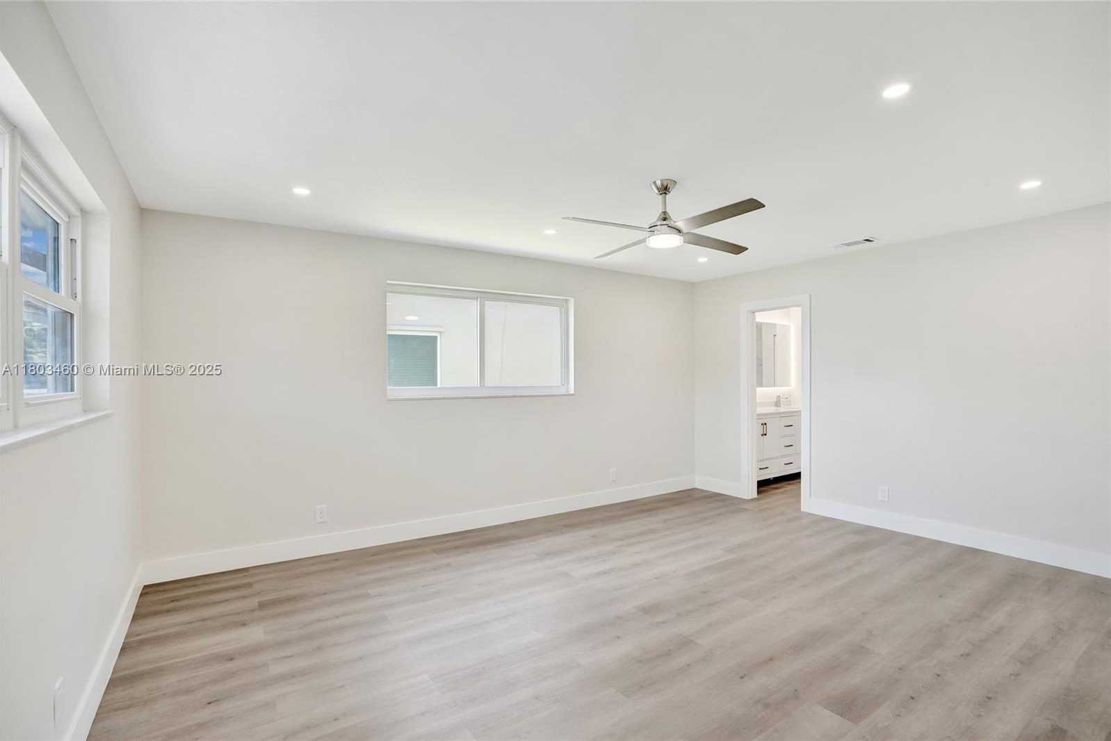 Small Image of 2021 NORTH 53RD AVE, Hollywood Number 9