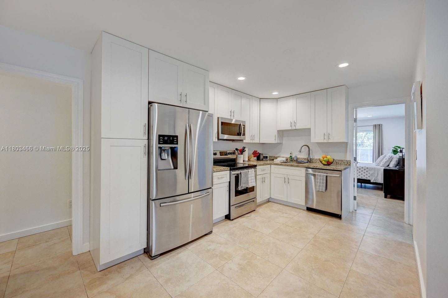 Small Image of 932 POLK ST, Hollywood Number 5