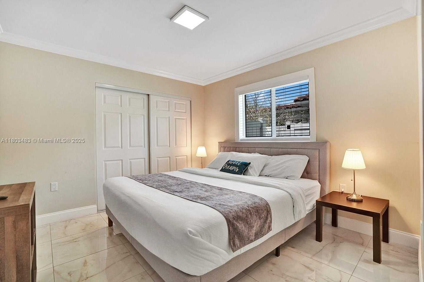 Small Image of 1318 WASHINGTON ST, Hollywood Number 15