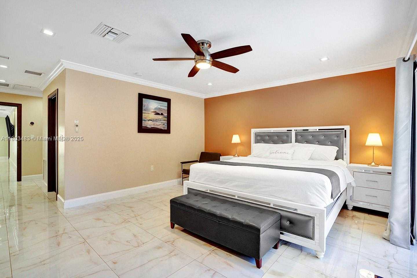Small Image of 1318 WASHINGTON ST, Hollywood Number 23