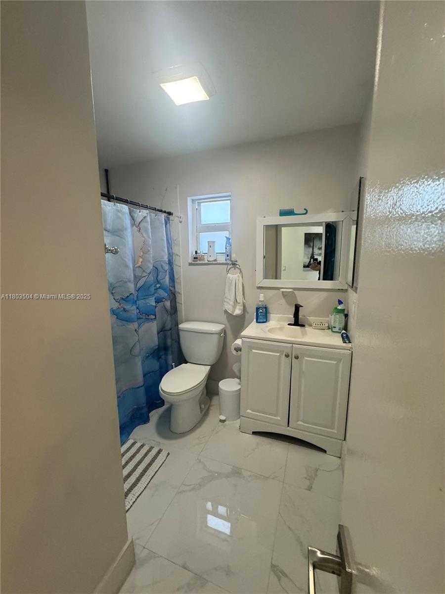 Small Image of 19321 NORTH WEST 83RD AVE, Hialeah Number 19