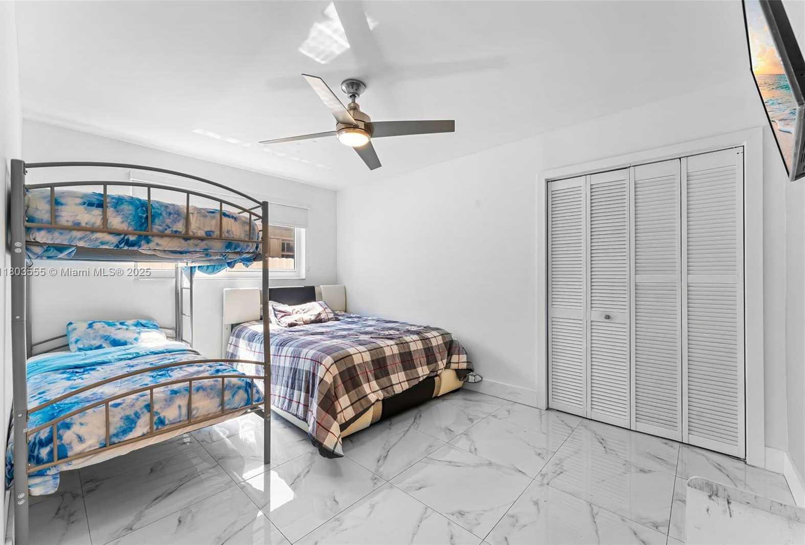 Small Image of 7601 HARBOUR BLVD, Miramar Number 16