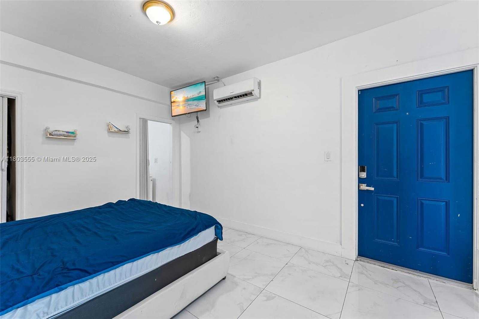 Small Image of 7601 HARBOUR BLVD, Miramar Number 25