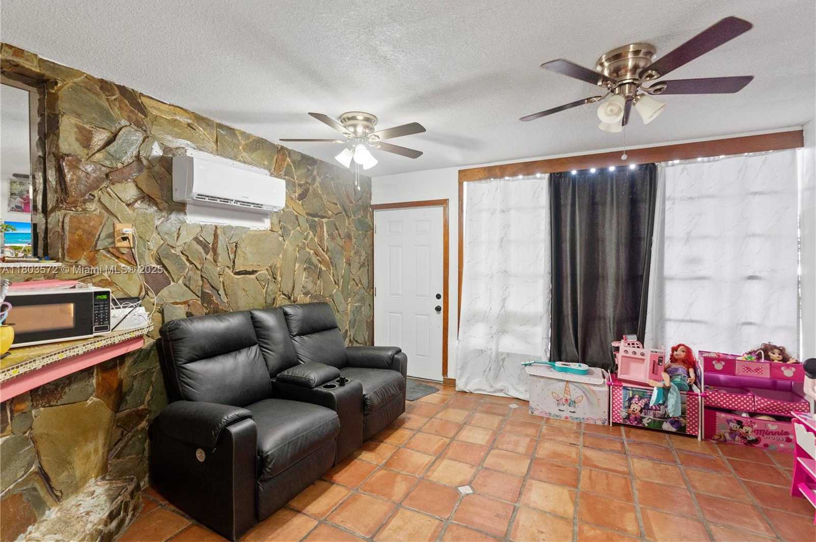 Small Image of 788 WEST 32ND ST, Hialeah Number 4