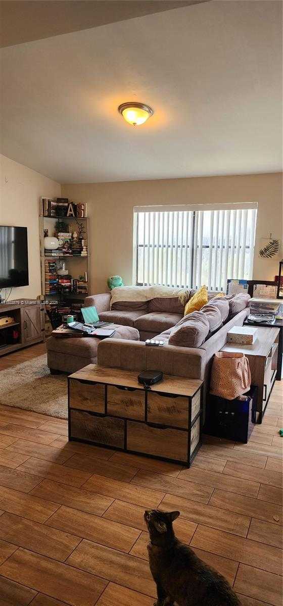 Small Image of 12305 NORTH WEST 11TH CT, Pembroke Pines Number 12