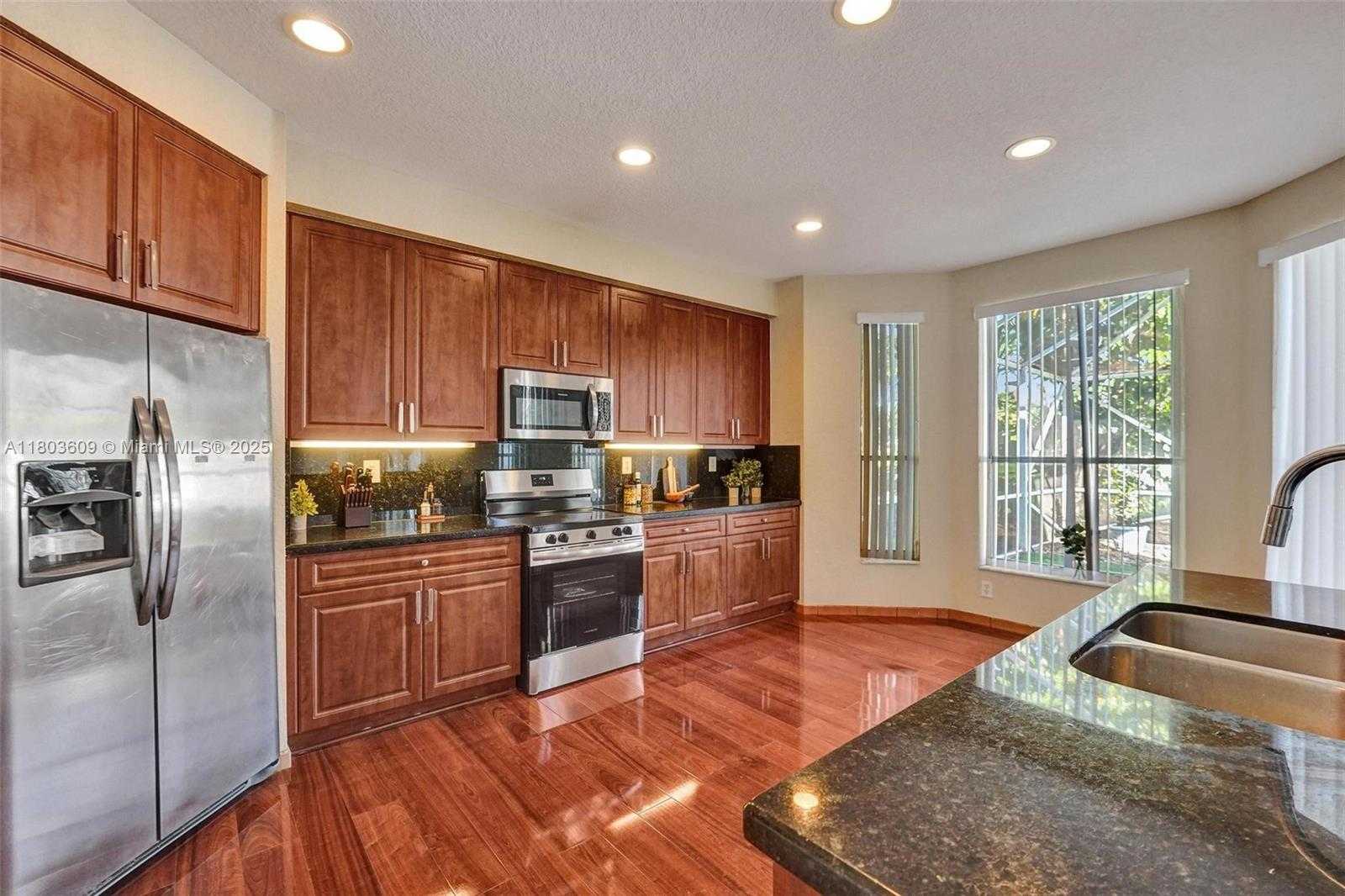 Small Image of 10730 NORTH WEST 56TH CT, Coral Springs Number 11