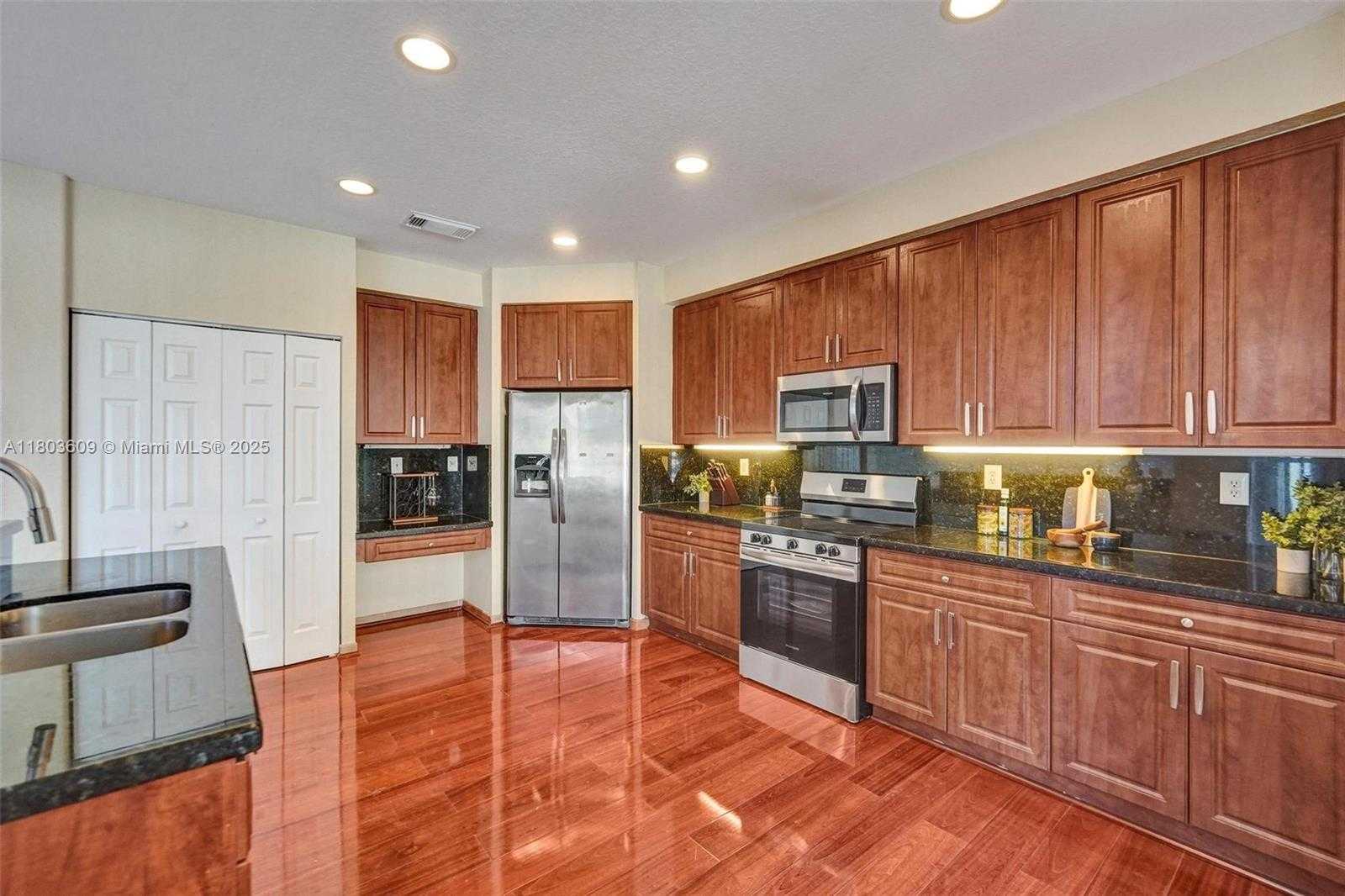 Small Image of 10730 NORTH WEST 56TH CT, Coral Springs Number 14