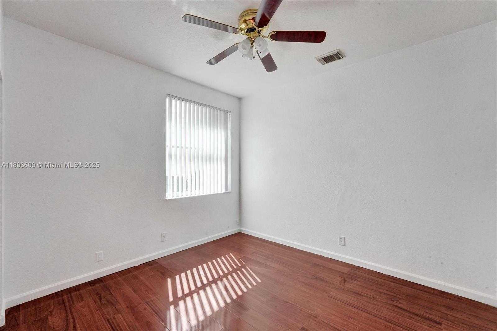 Small Image of 10730 NORTH WEST 56TH CT, Coral Springs Number 31