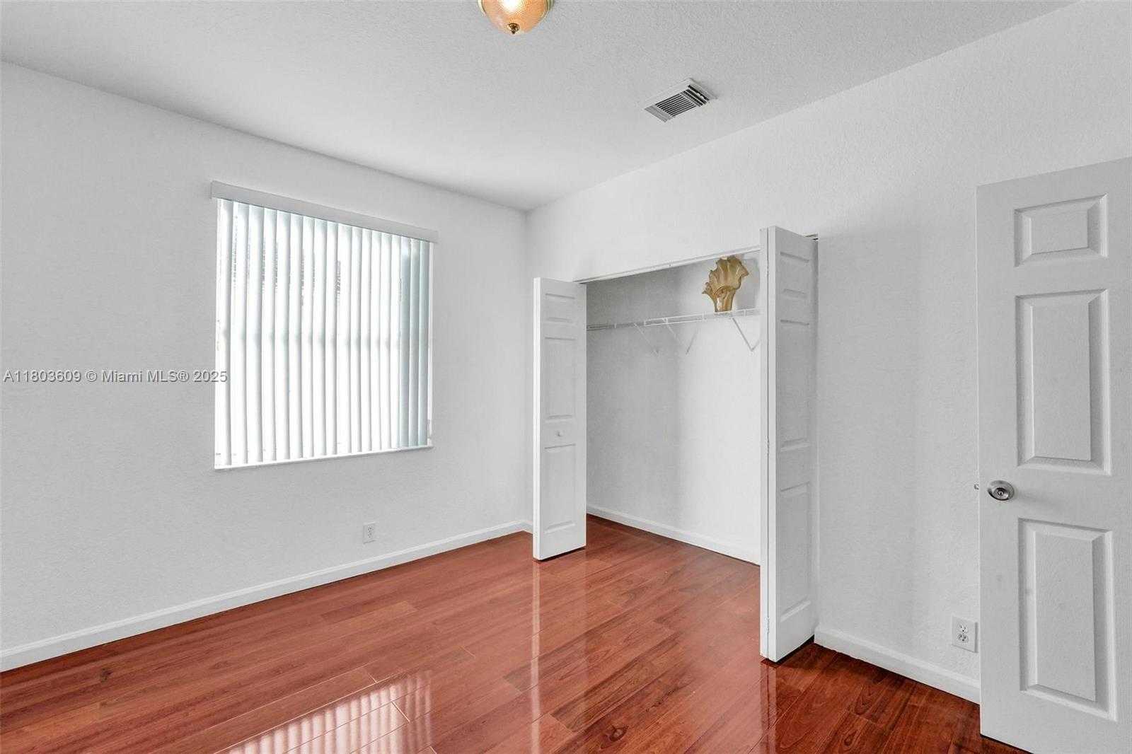 Small Image of 10730 NORTH WEST 56TH CT, Coral Springs Number 33