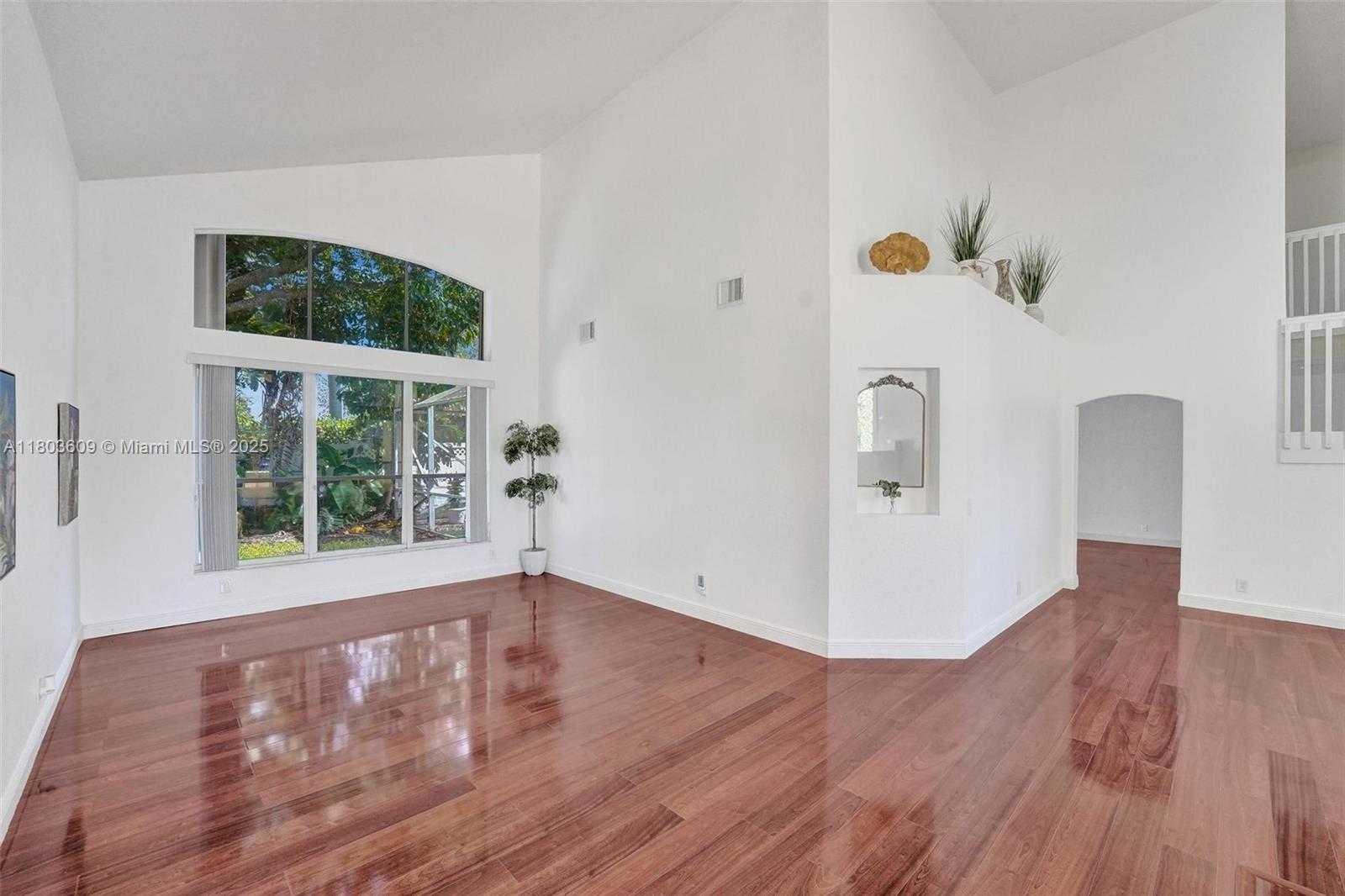 Small Image of 10730 NORTH WEST 56TH CT, Coral Springs Number 4