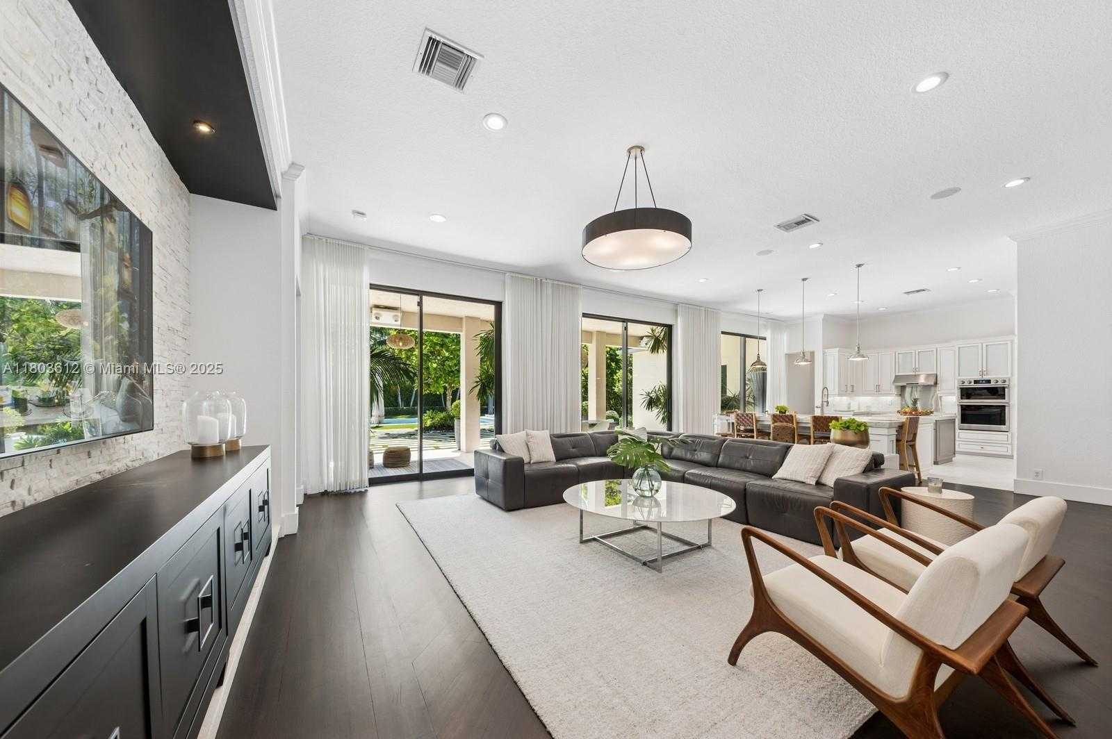 Small Image of 4898 TROPICANA AVE, Cooper City Number 2