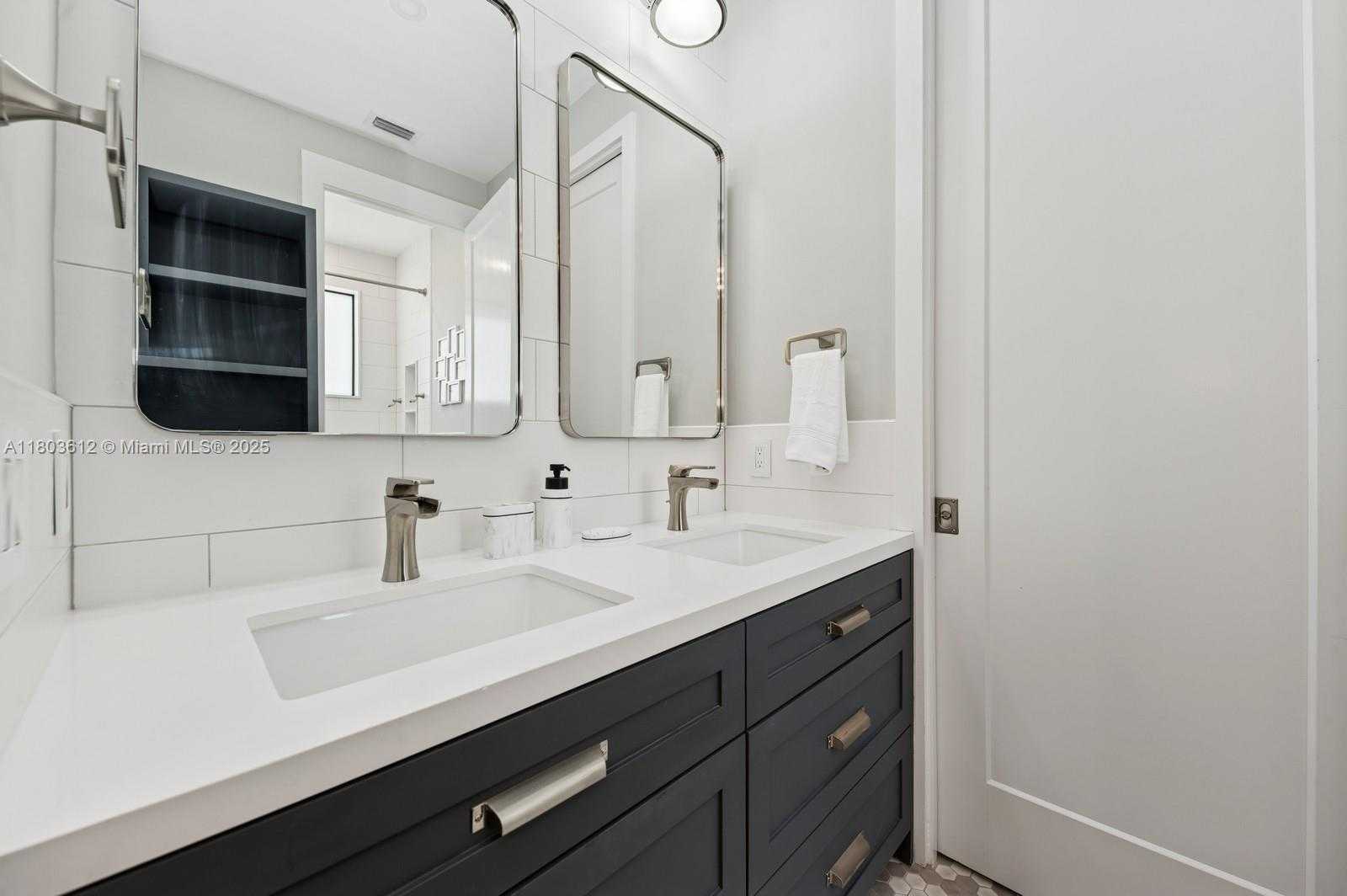 Small Image of 4898 TROPICANA AVE, Cooper City Number 33