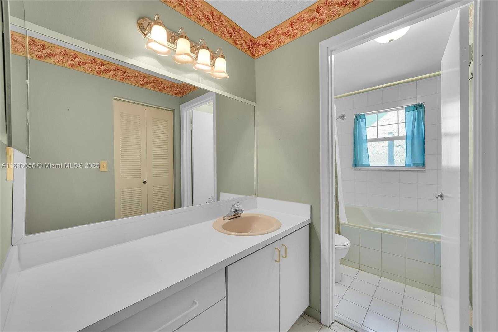 Small Image of 9828 SOUTH WEST 58TH CT, Cooper City Number 19