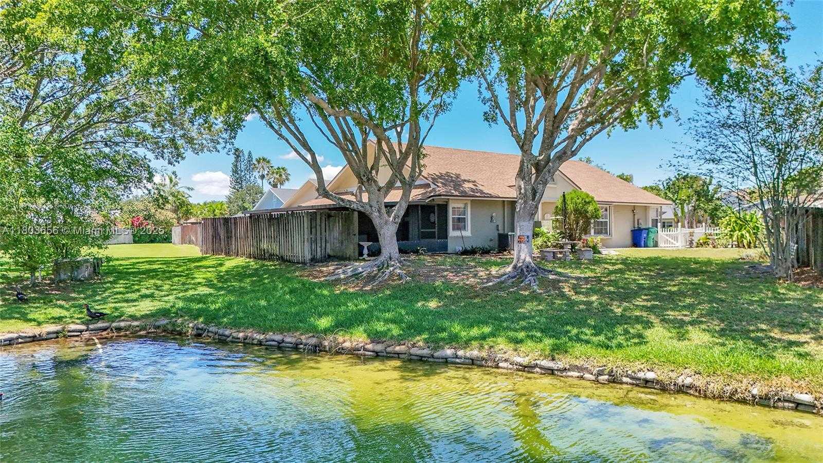 Small Image of 9828 SOUTH WEST 58TH CT, Cooper City Number 2