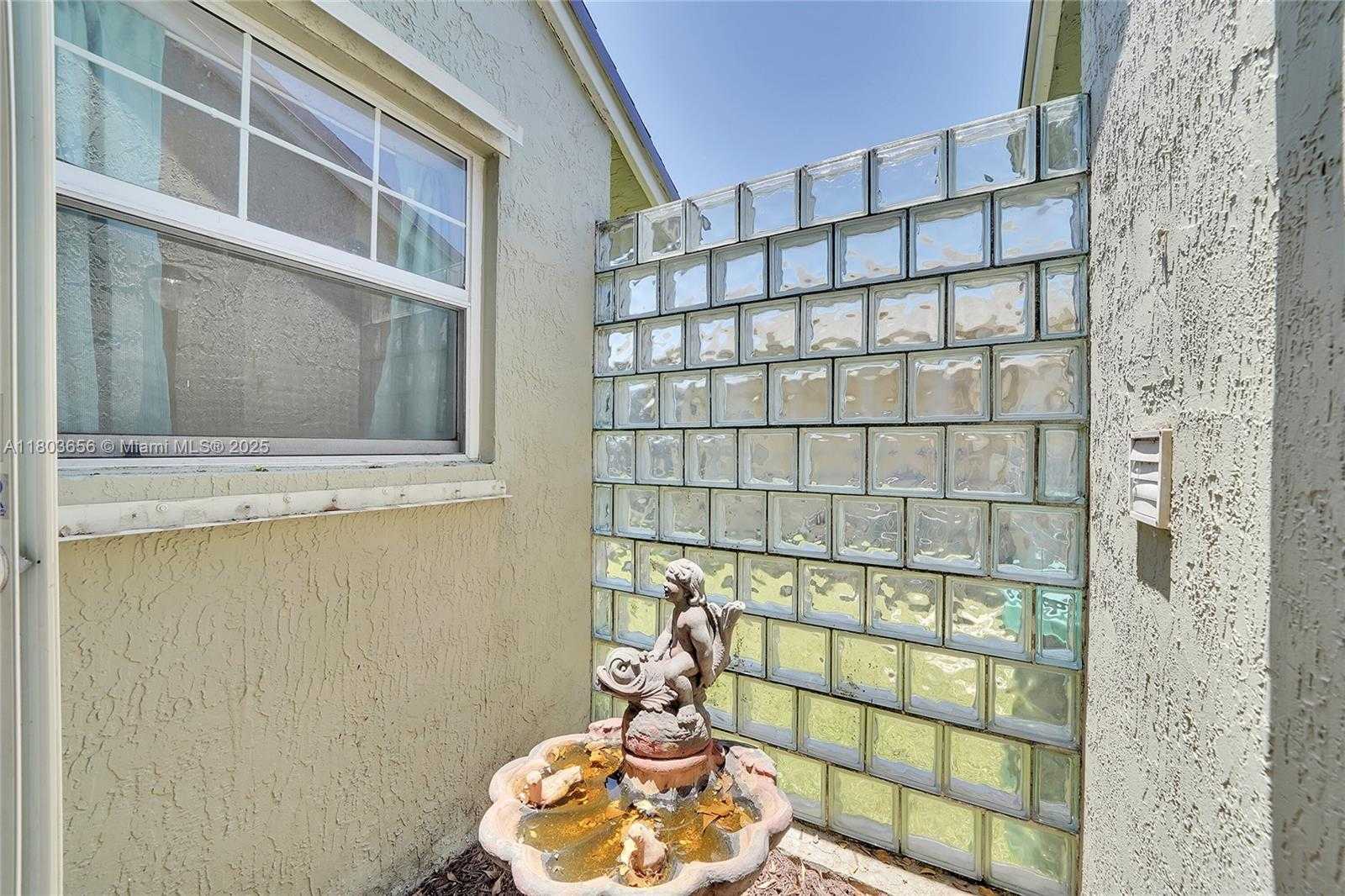 Small Image of 9828 SOUTH WEST 58TH CT, Cooper City Number 28