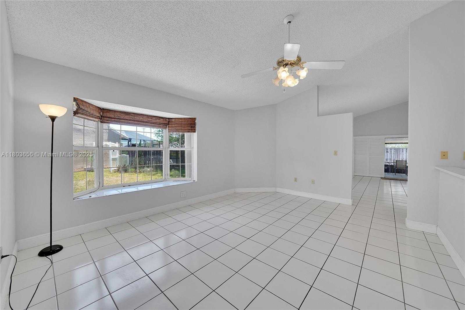 Small Image of 9828 SOUTH WEST 58TH CT, Cooper City Number 31