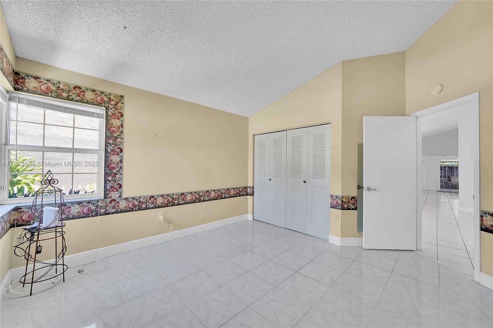 Small Image of 9828 SOUTH WEST 58TH CT, Cooper City Number 35