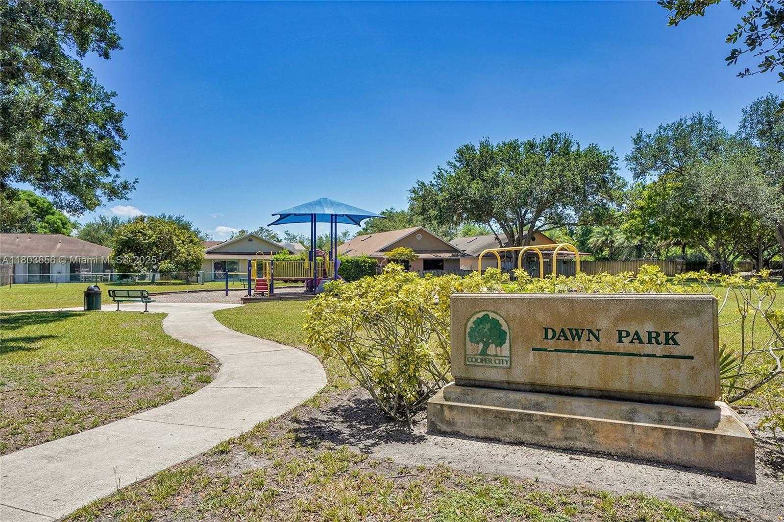 Small Image of 9828 SOUTH WEST 58TH CT, Cooper City Number 44