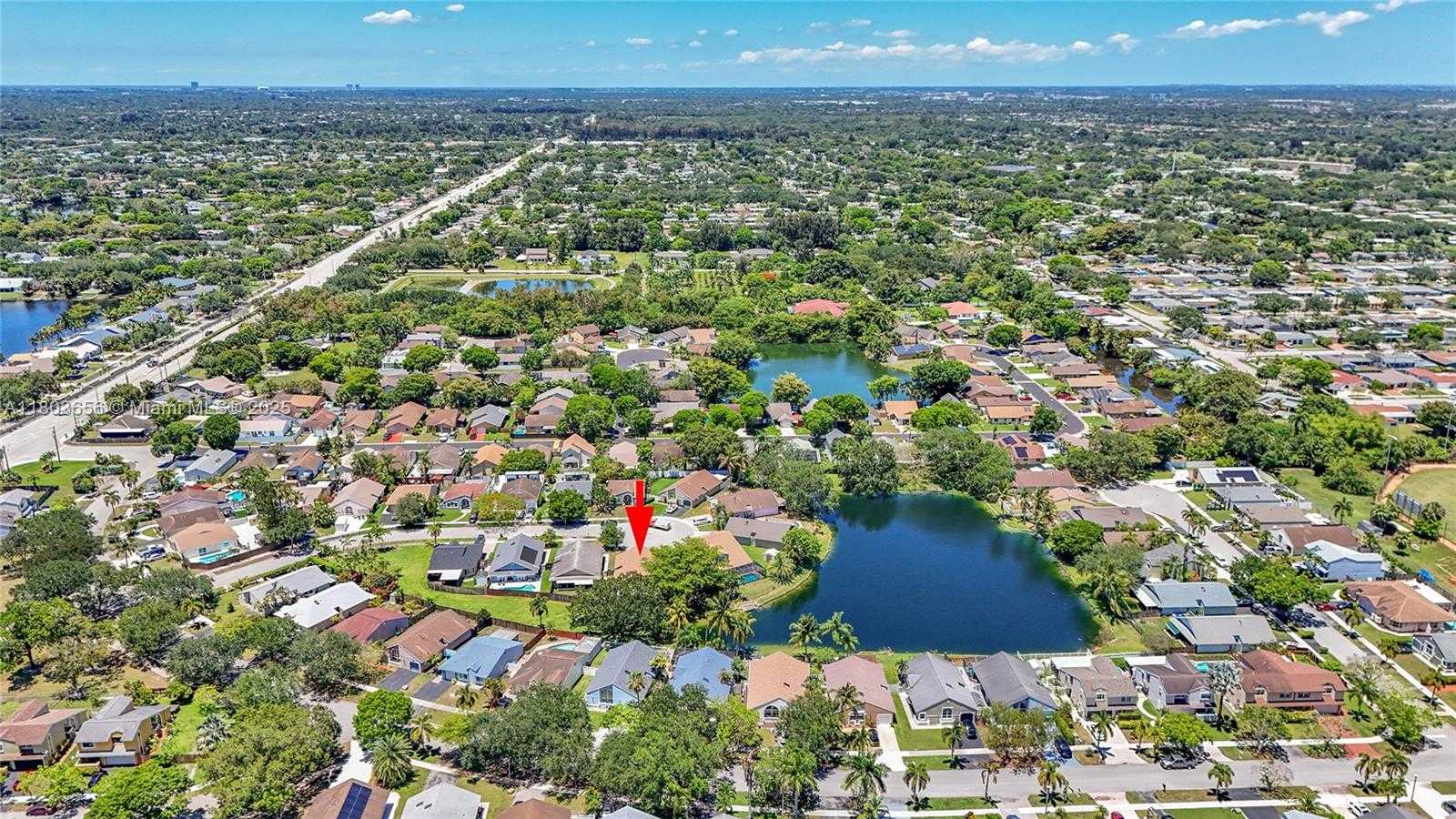 Small Image of 9828 SOUTH WEST 58TH CT, Cooper City Number 55