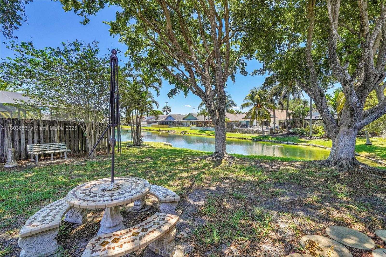 Small Image of 9828 SOUTH WEST 58TH CT, Cooper City Number 6