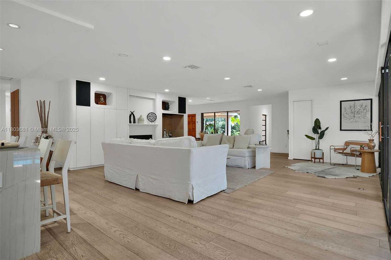 Small Image of 5801 SOUTH WEST 37TH TERRACE, Fort Lauderdale Number 10