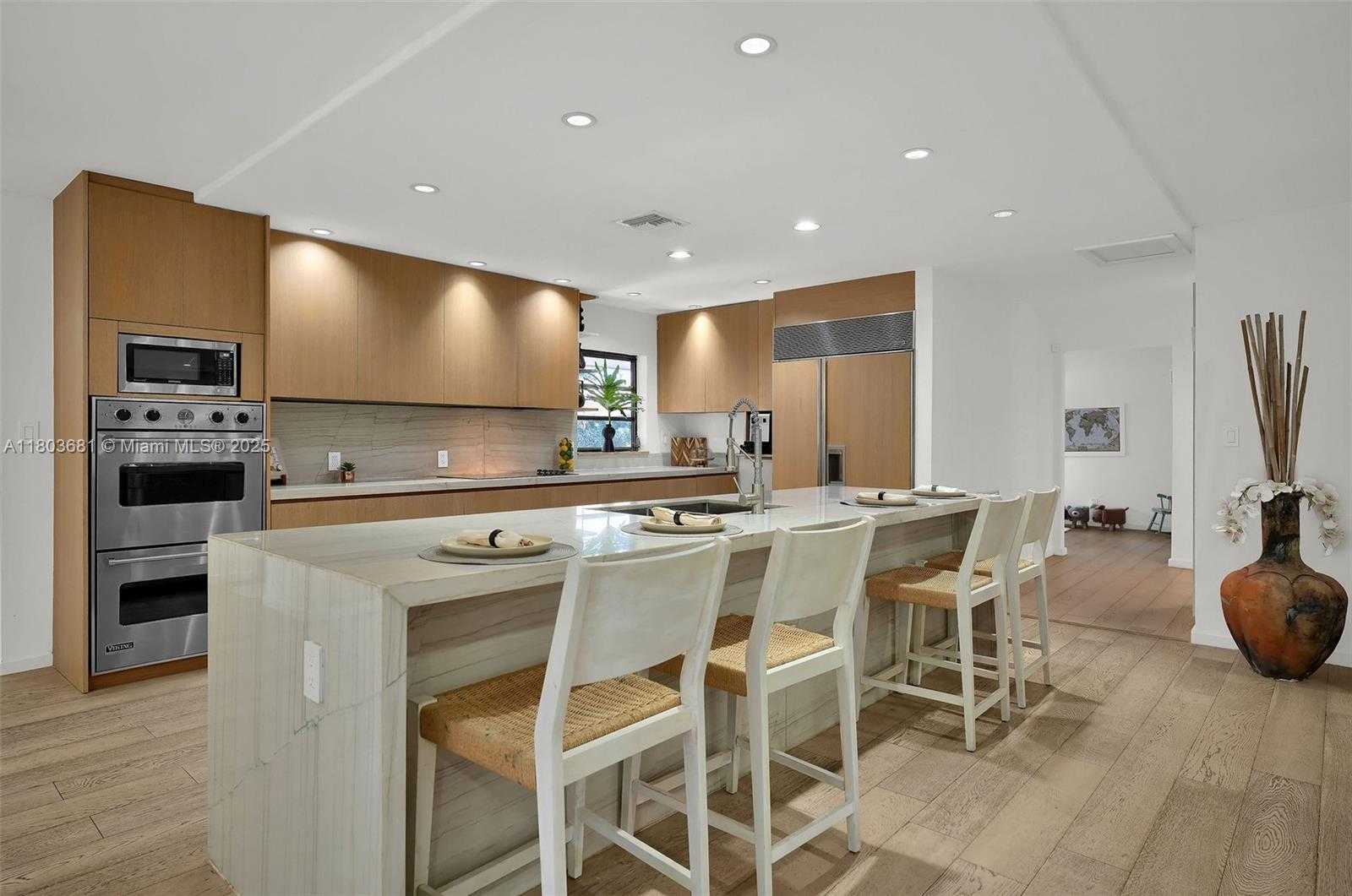 Small Image of 5801 SOUTH WEST 37TH TERRACE, Fort Lauderdale Number 13