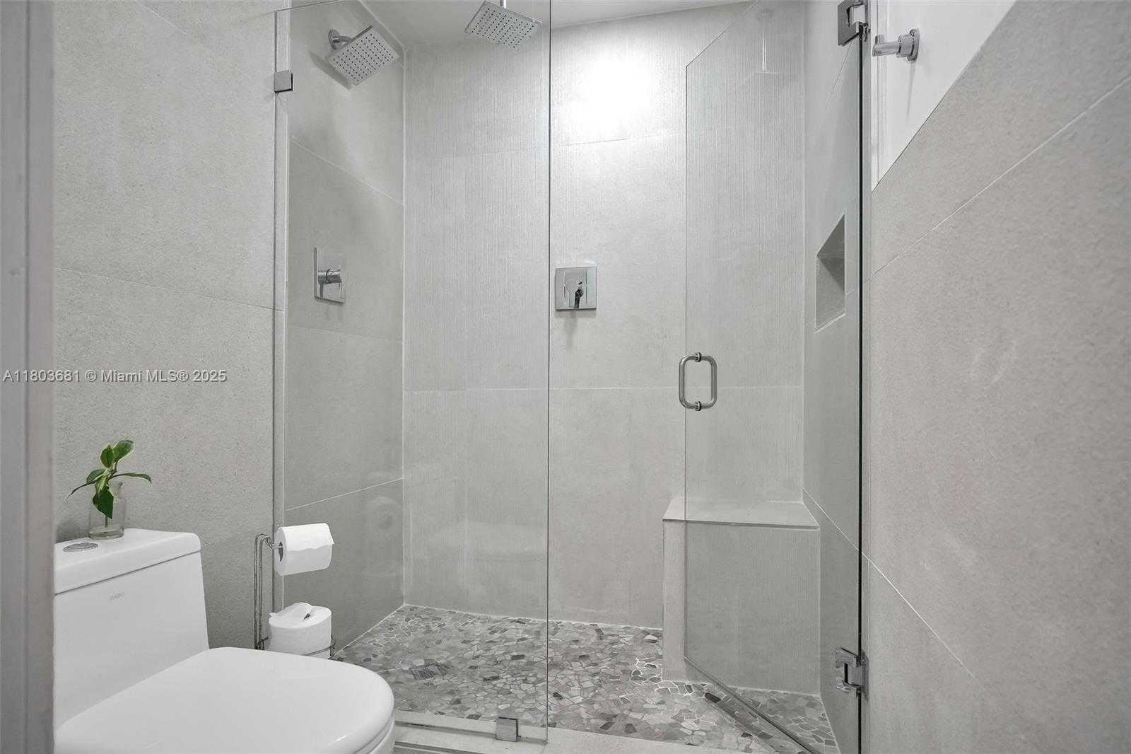 Small Image of 5801 SOUTH WEST 37TH TERRACE, Fort Lauderdale Number 33
