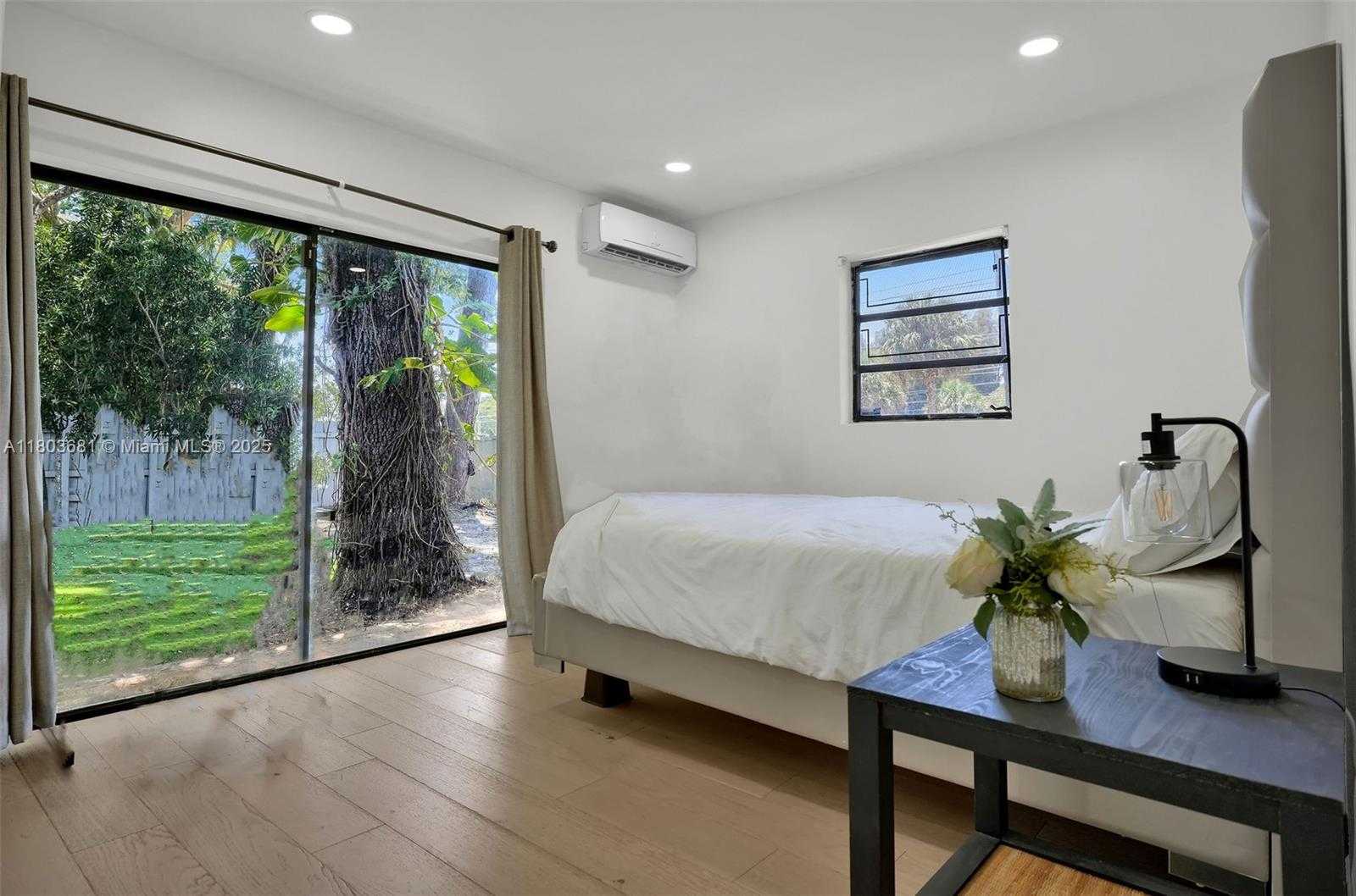 Small Image of 5801 SOUTH WEST 37TH TERRACE, Fort Lauderdale Number 37