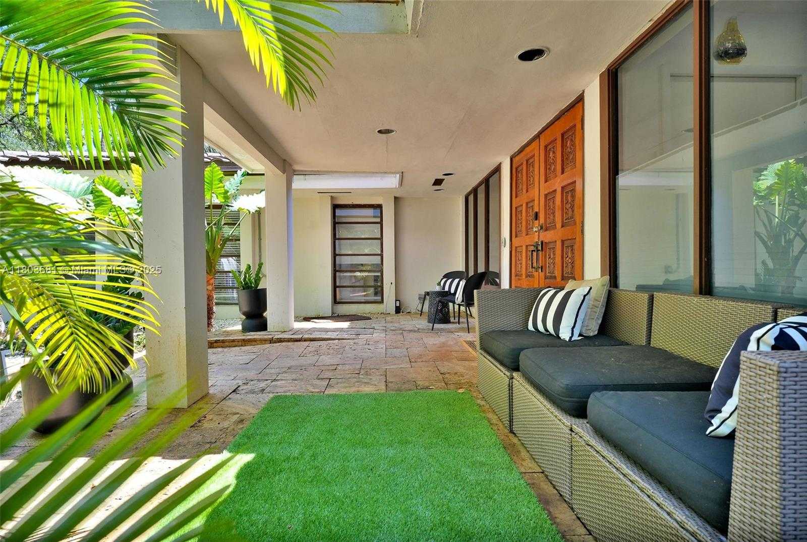 Small Image of 5801 SOUTH WEST 37TH TERRACE, Fort Lauderdale Number 5