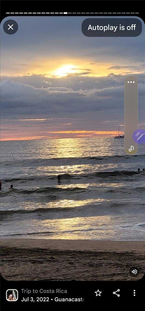 Small Image of 8851 BYRON AVE, Surfside Number 21