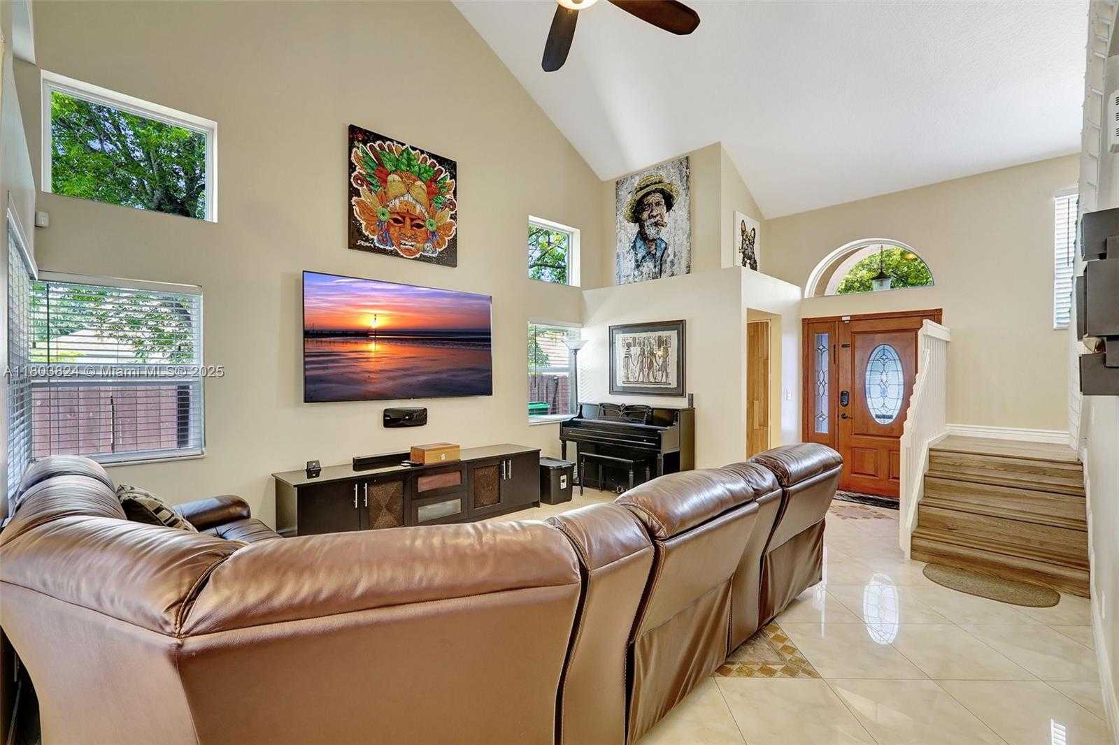 Small Image of 10920 SOUTH WEST 11TH CT, Davie Number 6