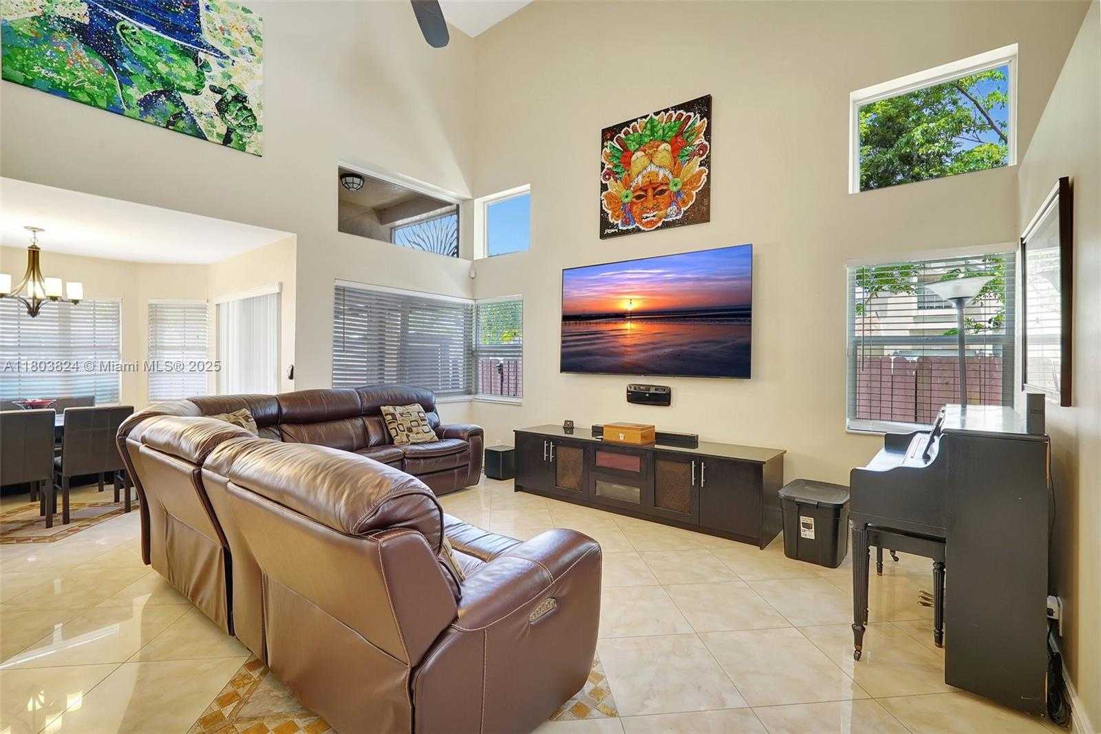 Small Image of 10920 SOUTH WEST 11TH CT, Davie Number 7