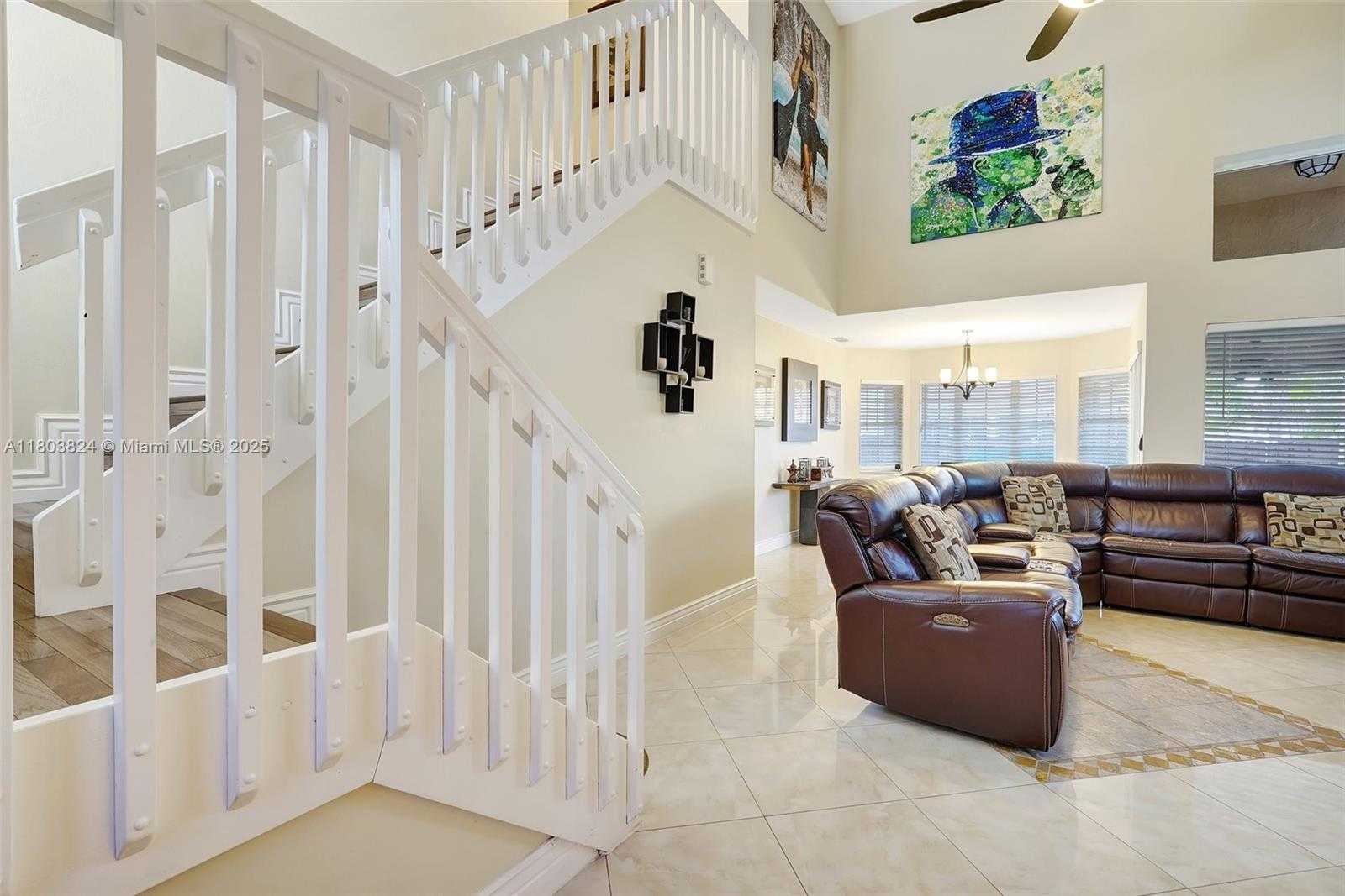 Small Image of 10920 SOUTH WEST 11TH CT, Davie Number 9