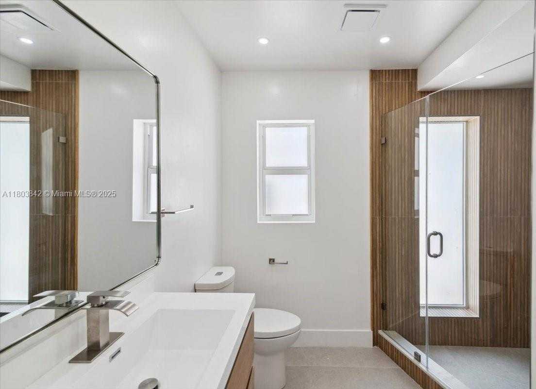 Small Image of 1459 JEFFERSON ST, Hollywood Number 22