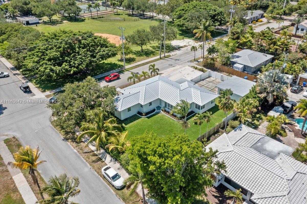 Small Image of 1459 JEFFERSON ST, Hollywood Number 26