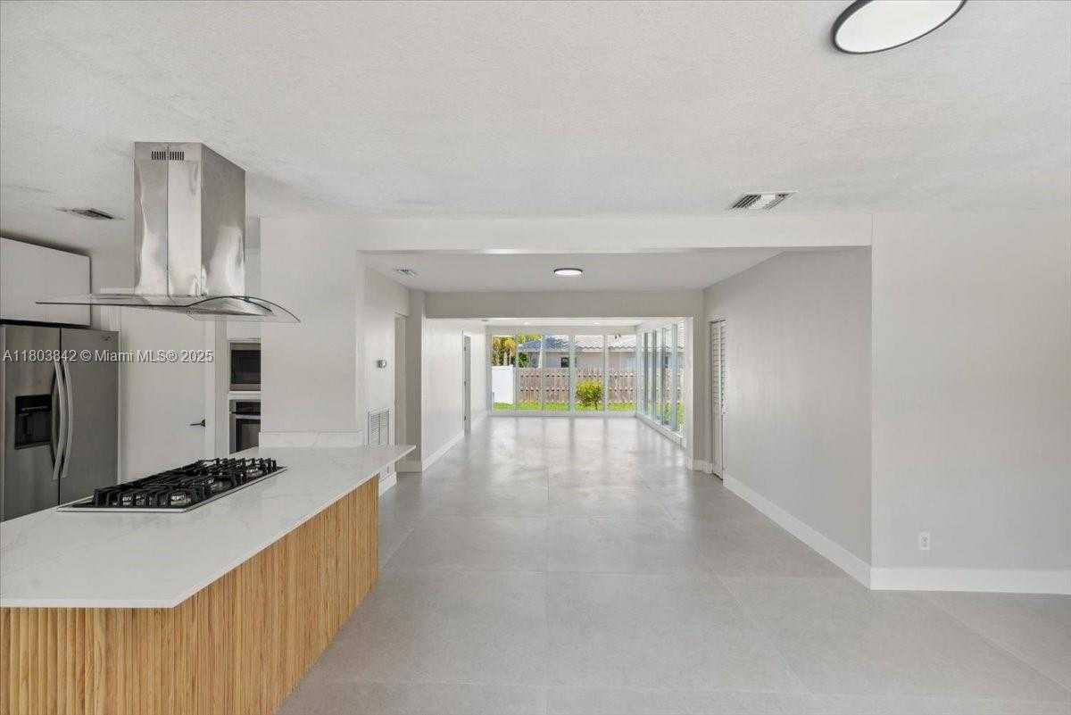 Small Image of 1459 JEFFERSON ST, Hollywood Number 6