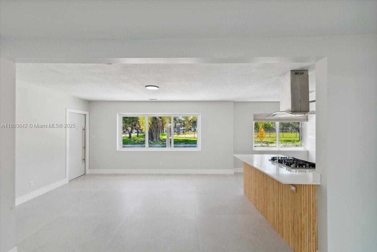 Small Image of 1459 JEFFERSON ST, Hollywood Number 9