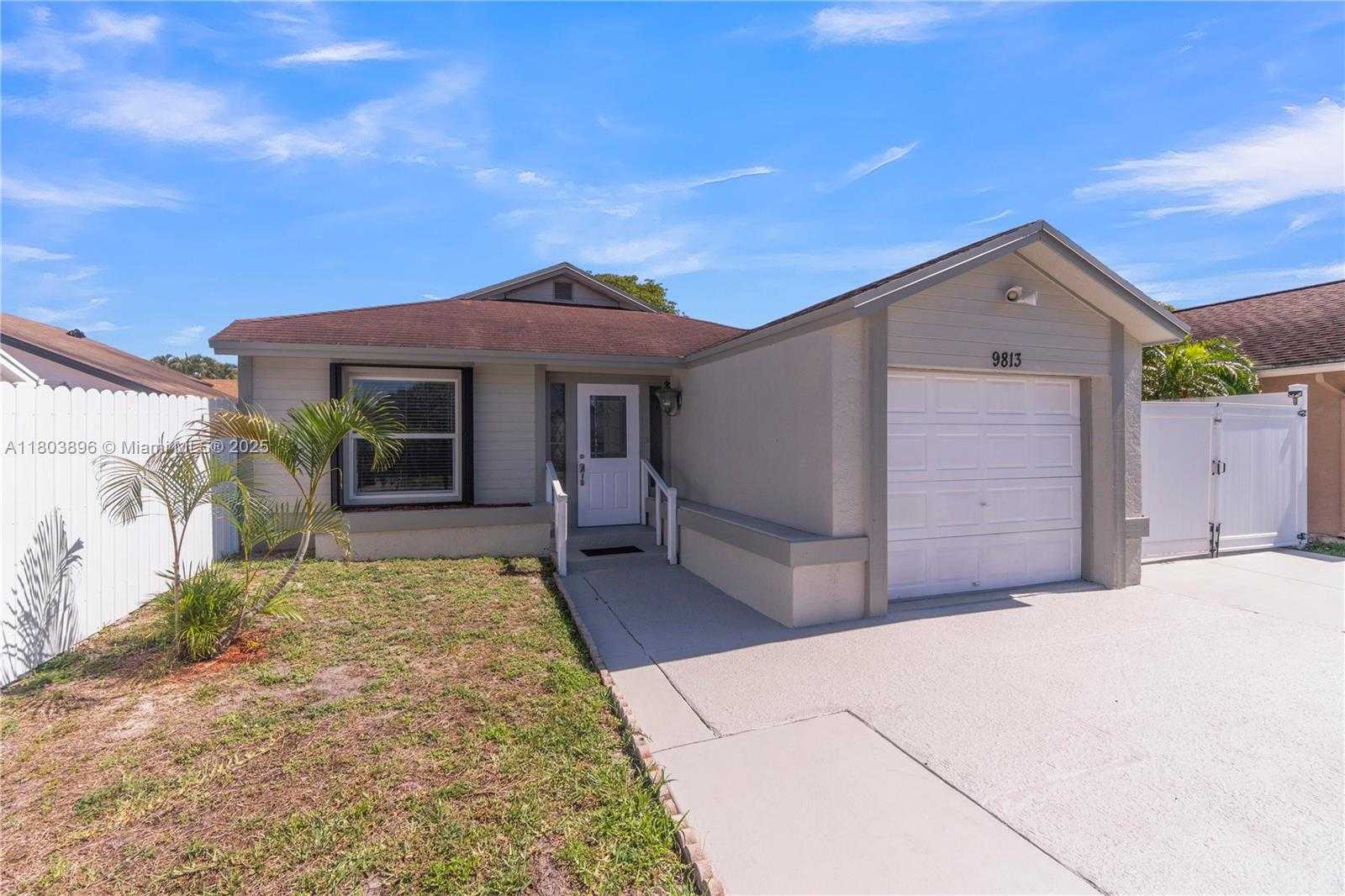 Small Image of 9813 SOUTH WEST 57TH ST, Cooper City Number 40