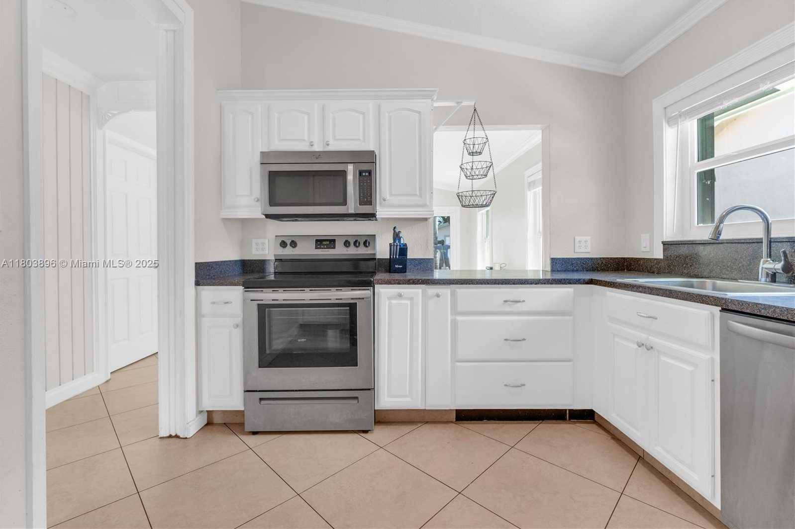 Small Image of 9813 SOUTH WEST 57TH ST, Cooper City Number 7