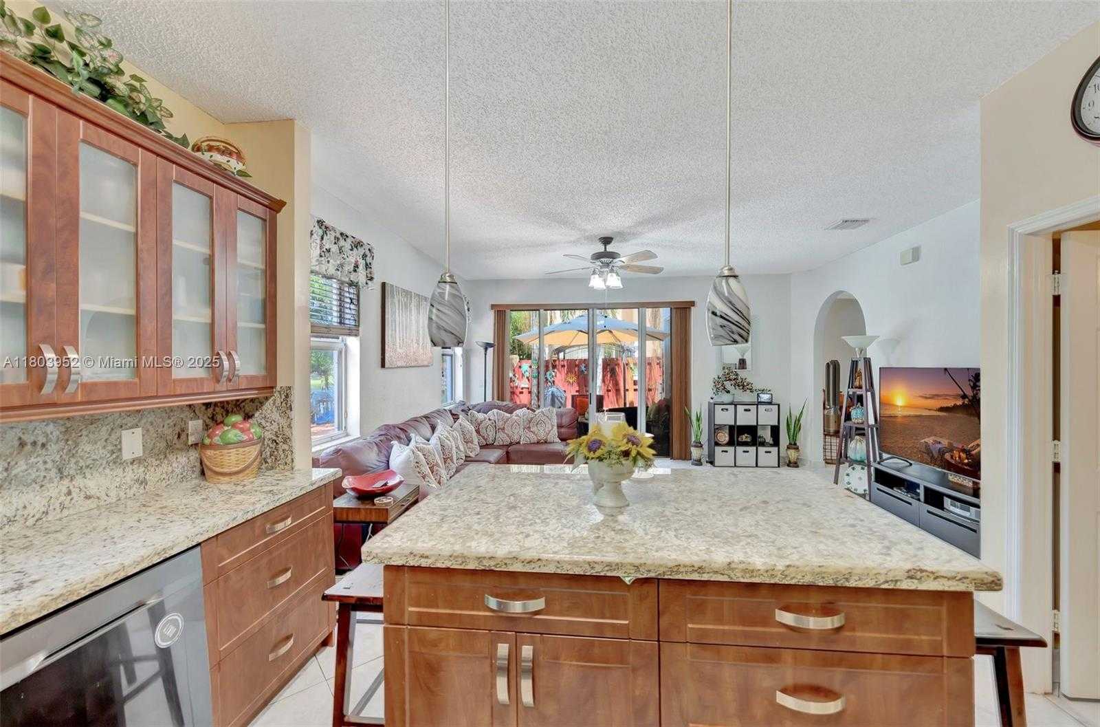 Small Image of 9053 SOUTH WEST 214TH ST, Cutler Bay Number 17