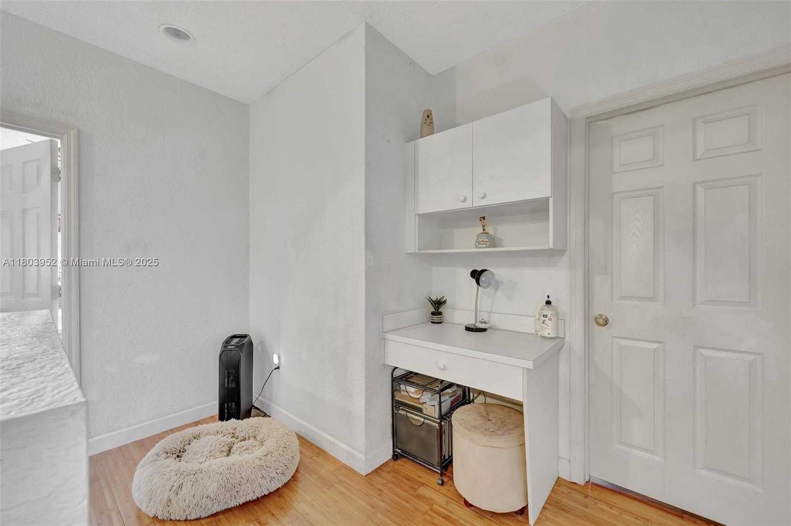 Small Image of 9053 SOUTH WEST 214TH ST, Cutler Bay Number 29