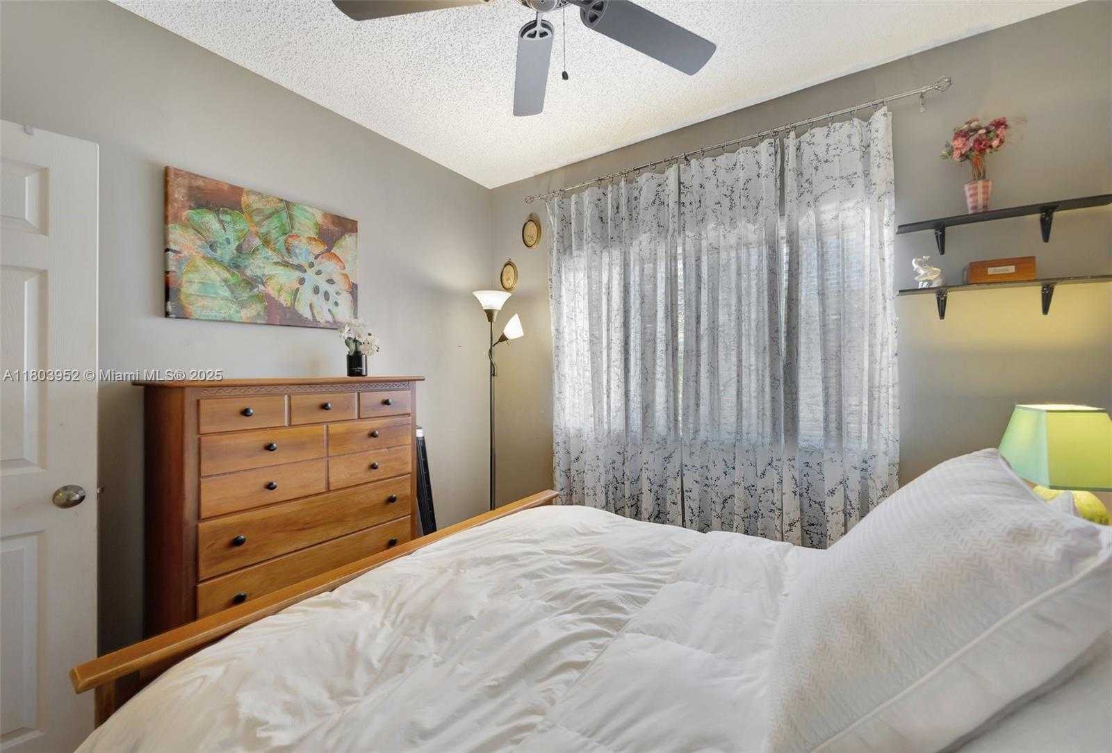 Small Image of 9053 SOUTH WEST 214TH ST, Cutler Bay Number 31