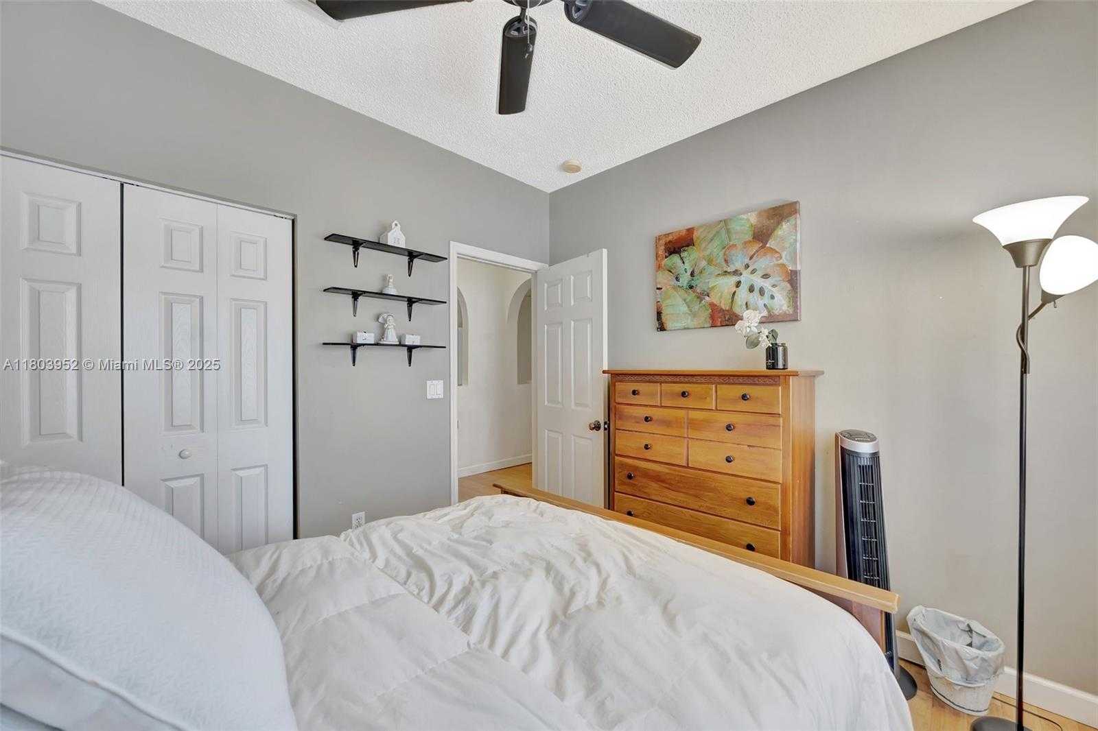 Small Image of 9053 SOUTH WEST 214TH ST, Cutler Bay Number 32