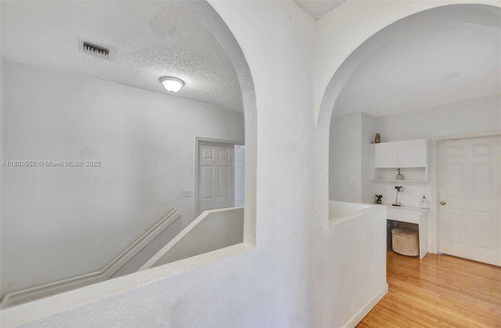 Small Image of 9053 SOUTH WEST 214TH ST, Cutler Bay Number 33