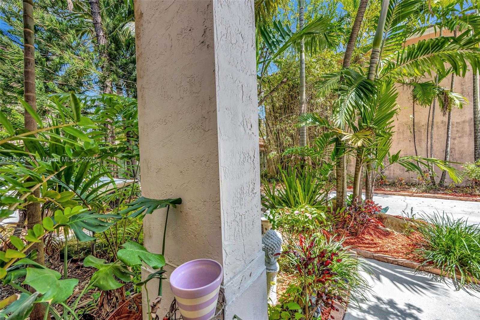 Small Image of 9053 SOUTH WEST 214TH ST, Cutler Bay Number 38